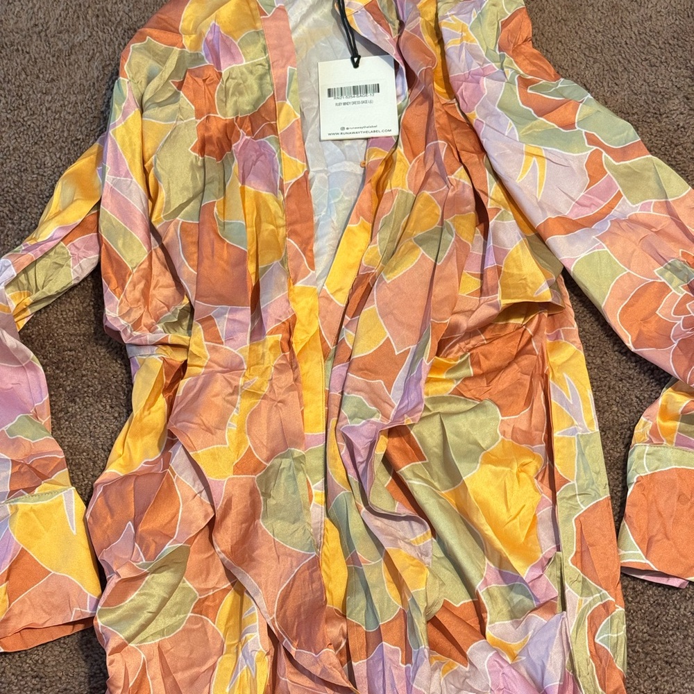 🌺 NEW WITH TAGS: Colorful Abstract Print Slip Dress – Size L 🌺